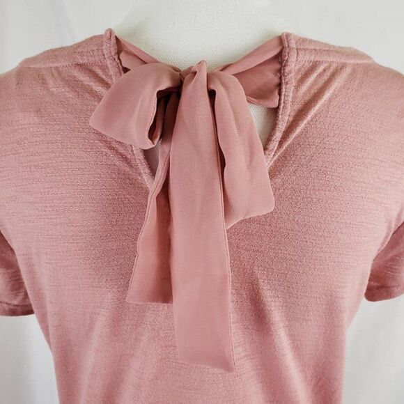 LC Lauren Conrad Blush Lace-Trim Scoop Neck Tee with Back Bow Size Small - Picture 9 of 11